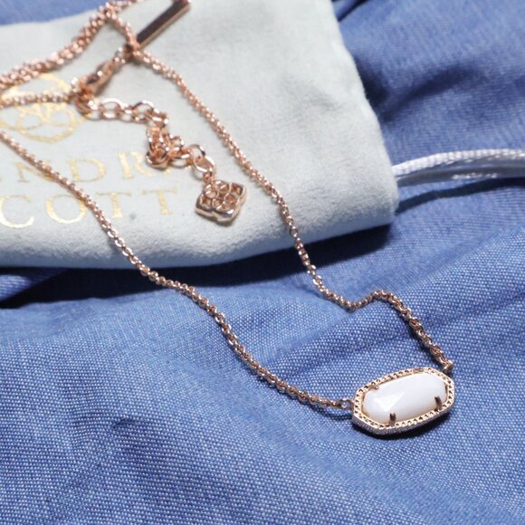 Kendra Scott Elisa white Pearl Rose Gold Pendant Necklace NEW - Picture 3 of 3